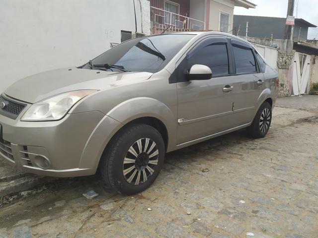 Fiesta Sedan 1.6 - Foto 4