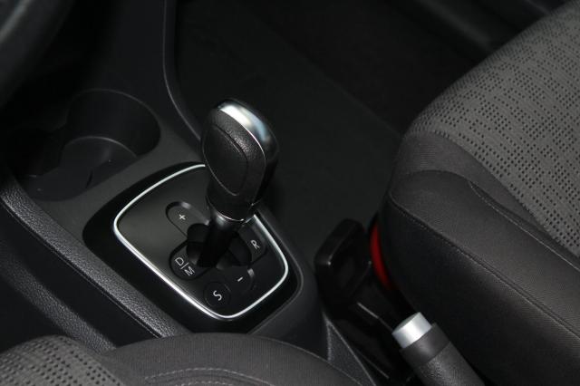 VOLKSWAGEN FOX 2014/2014 1.6 MI 8V FLEX 4P AUTOMATIZADO - Foto 9