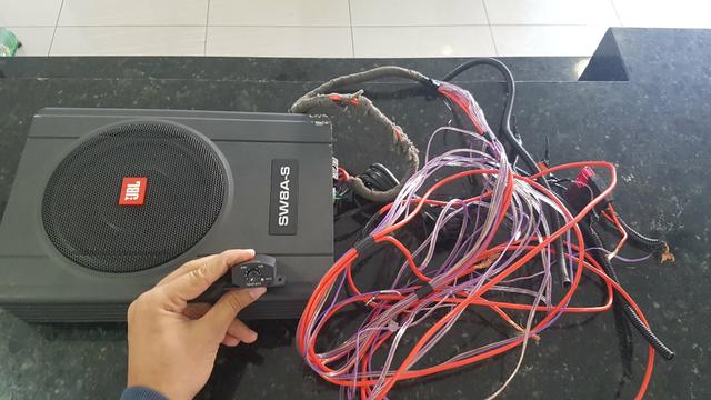 Caixa de som Slin JBL 8 polegas amplificada novinha