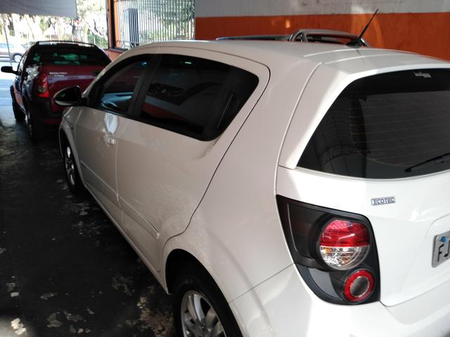 Sonic LT Hatch mecânico 2014 - Foto 5