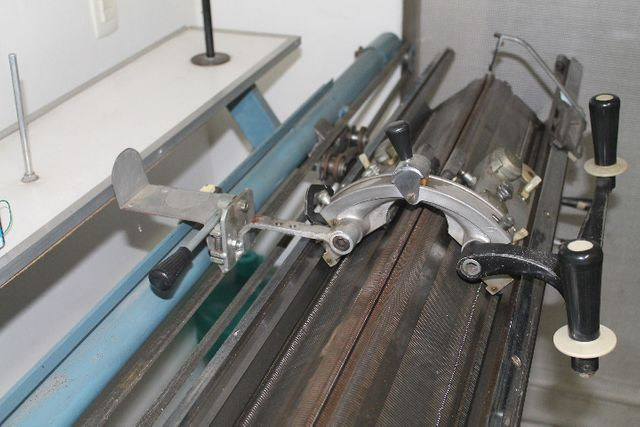 Maquina de tecer tricot coppo 10 de 1,20 c/ motorização de inversão - Foto 4