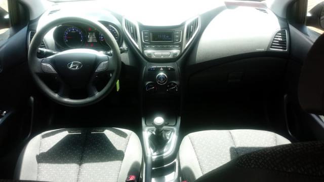 Hyundai Hb20 Confort Plus 1.0 Flex 2017 - Foto 7