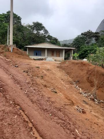 Vendo sítio em Santa Lúcia (3 hectares)com cachoeira que passa dentro do terreno - Foto 4