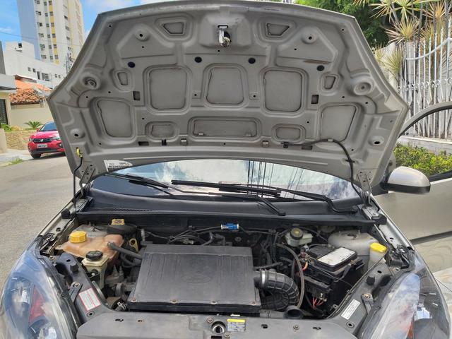 Fiesta sedan 2012 motor 1.6 - Foto 8