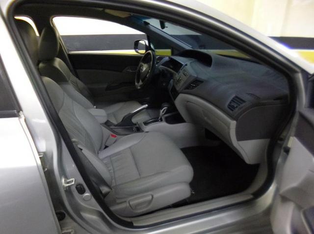 Civic lxs 1.8 16v flex automática 2013/2014 prata - Foto 3