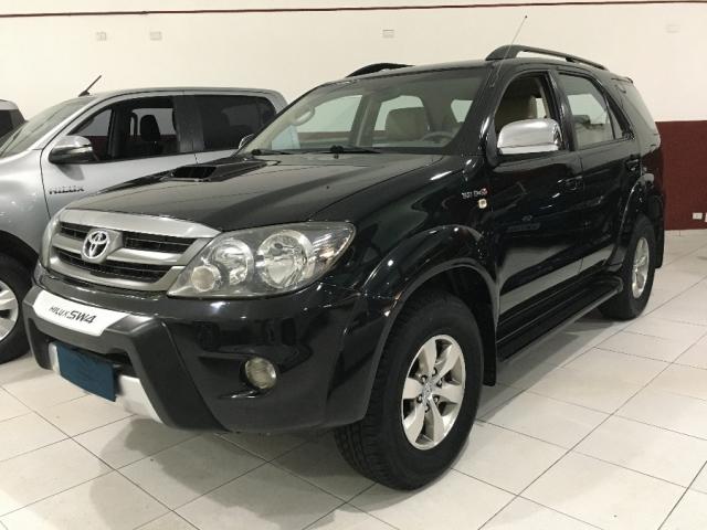 Toyota Hilux Sw4 5 lugares 4P - Foto 3