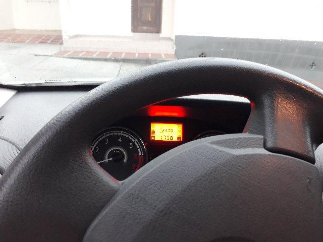 Renault Sandero 1.0 2012/2013 - Foto 9