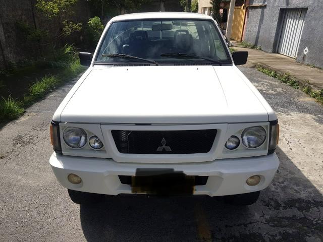 L200 CD GL 4x4 2.5 DIESEL