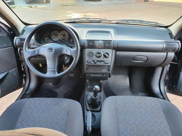 Corsa Classic 2008 C/ 41 mil km DH,VE,TE - Foto 9