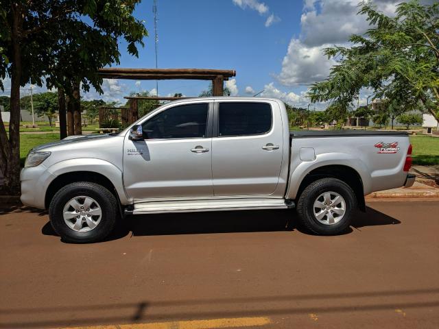Hilux SRV 4x4 A/T - Foto 3