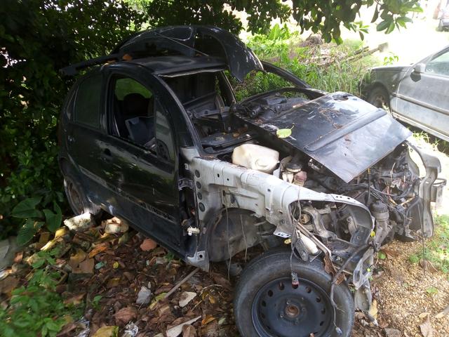 Vende-se peças