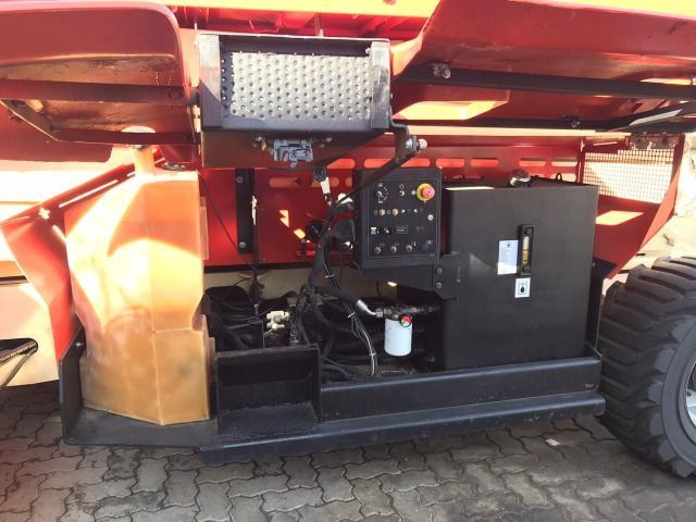 Plataforma Elevatória JLG 4394RT - Foto 4