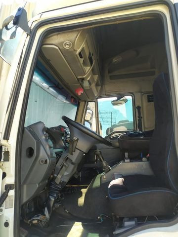 Iveco 330 ano 2011 Teto alto com ar condicionado Revisado - Foto 10