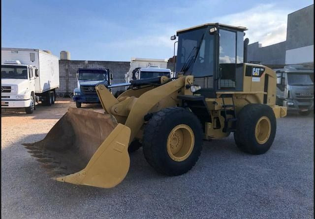 Pa carregadeira cat 924, recém reformada - Foto 6