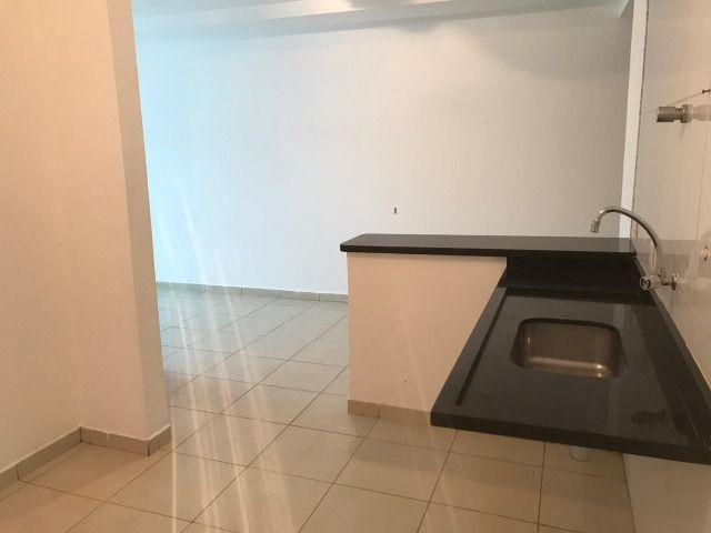 Vende-se casa com 3 /4 sendo um suite