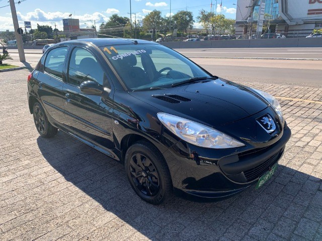PEUGEOT 207 XR 1.4 COMPLETO ANO: 2011 TOP 4 PORTAS RARIDADE IMPECAVEL