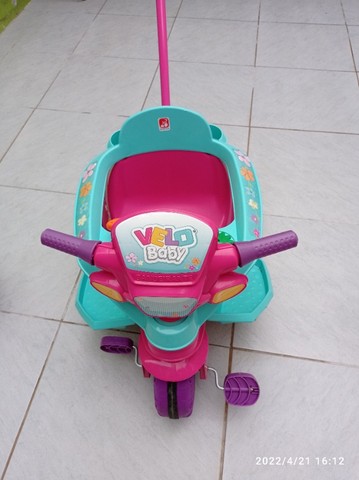 Triciclo infantil Velo Baby com empurrador - Foto 2