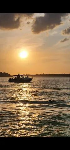 Aluguel Lancha passeio cumbu - Foto 3