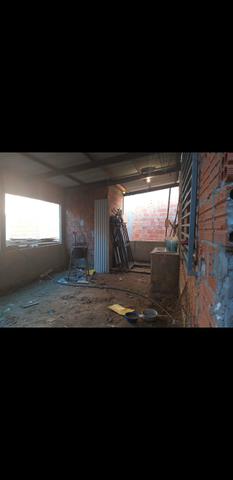 Casa localizada próximo a praça do bairro calafate - Foto 2