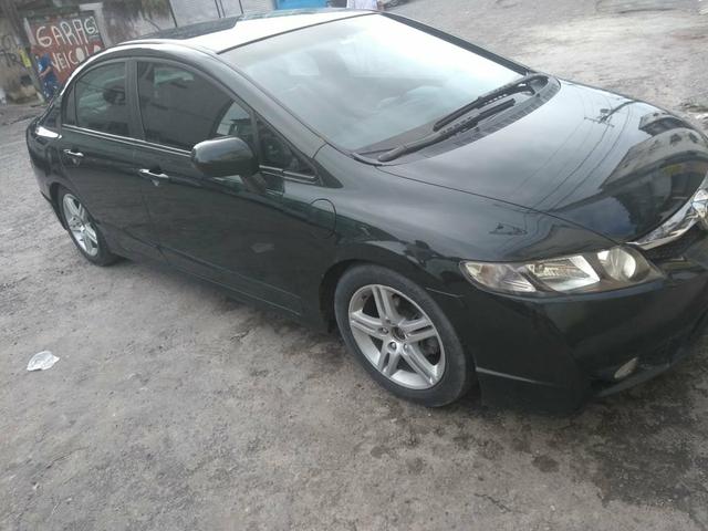Civic - Foto 2