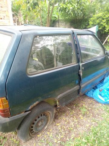 Fiat Uno de 91 para proveito de peças - Foto 2