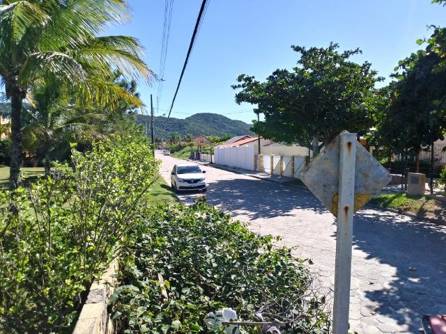 Ótimo terreno na quadra do mar da Praia de Zimbros em Bombinhas SC - Foto 3