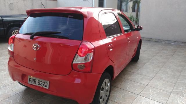 Vendo Etios Hb X 1.3 2014/2014 - Foto 3