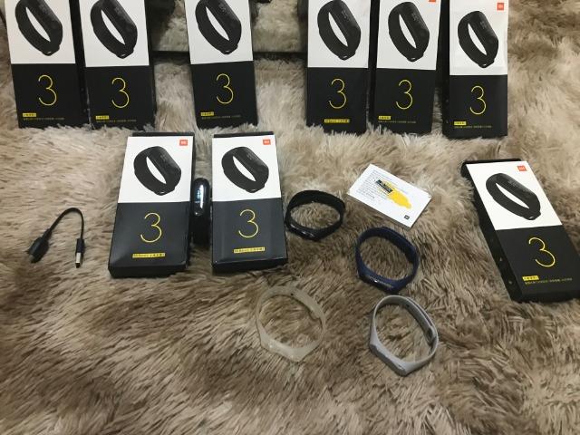 Promoção Xiaomi Mi Band 3 Original + Película+ pulseira reserva LAcrado - Foto 2