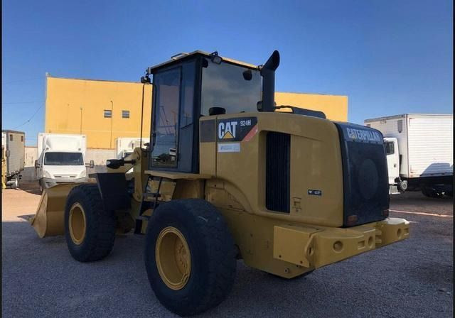 Pa carregadeira cat 924, recém reformada