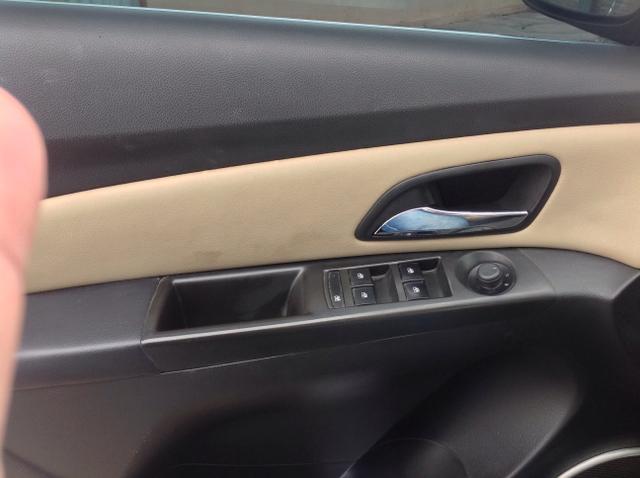 Cruze LT Manual 2012 - Foto 9