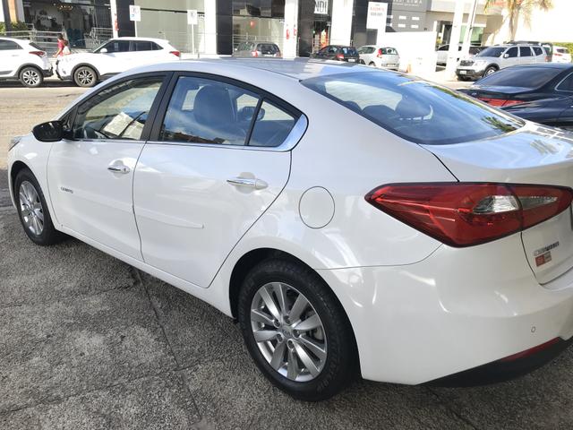 Kia Cerato 1.6 flex automático IPVA 2020 pago! - Foto 7