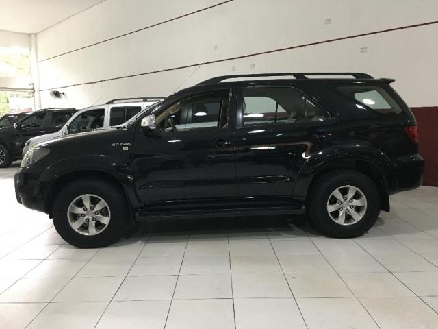 Toyota Hilux Sw4 5 lugares 4P - Foto 4