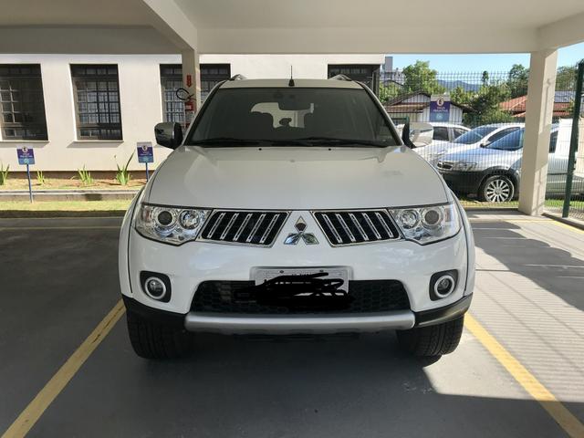 Pajero Dakar 7 lugares