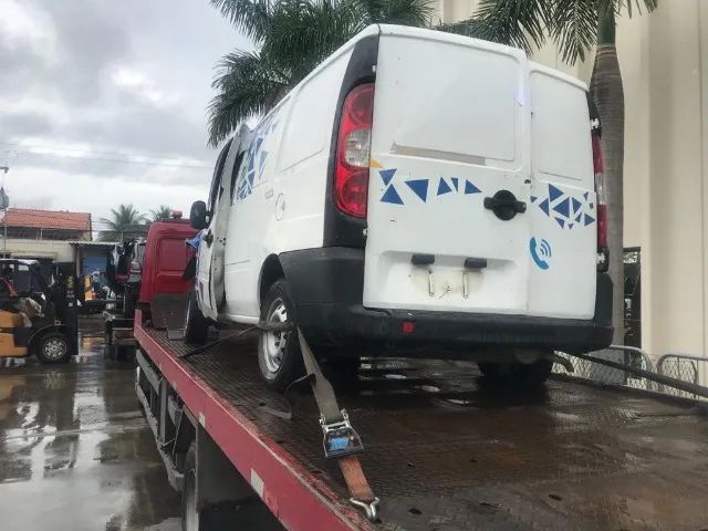 Peças doblo cargo 1.8 completa sucata baú fiat traseirao carroceria caixote - Foto 2