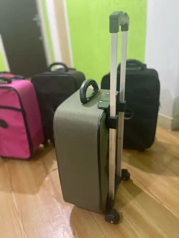 Uma mala de bordo (10kg) com zíper frontal  - Foto 4