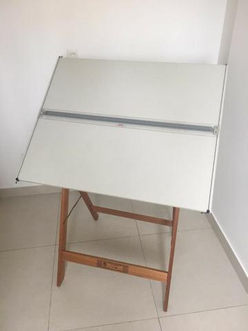 Mesa de desenho 80cm x 100cm + cavalete 4830 + régua + Banqueta - Foto 2