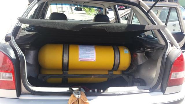Gol ciyt g3 8v 2004 completo com gnv - Foto 4