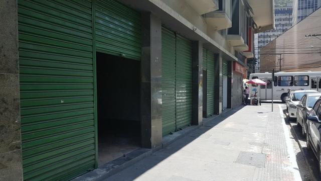 Lojão de 240m2 com 1 vaga de garagem, Centro de Vitória - Direto com Proprietário
