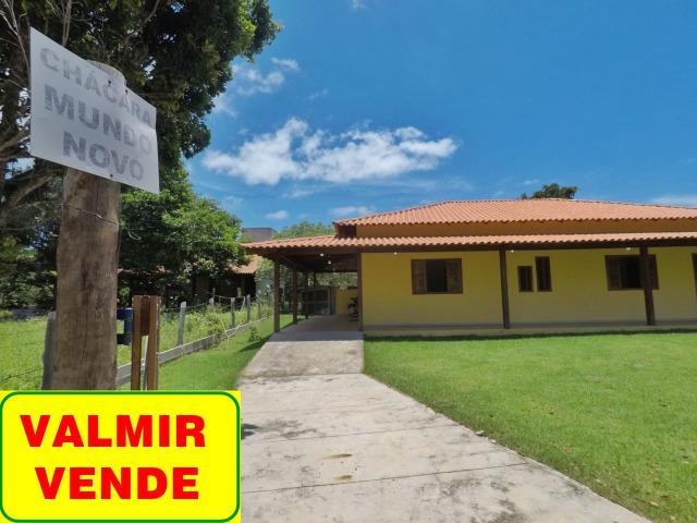 Chácara dos sonhos c/ casa de 3 quartos, piscina e área de 1000 m²,600 m da praia