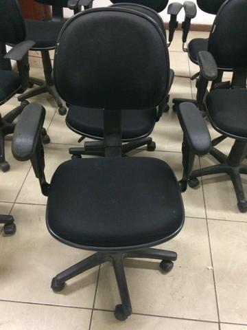 Cadeiras Lucarelli - Foto 6