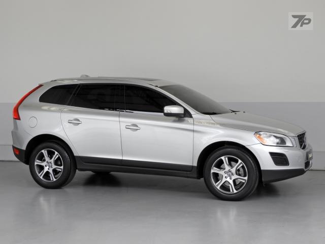 Volvo XC60 T5 Dynamic 2.0 Turbo 4P Automática - Foto 3