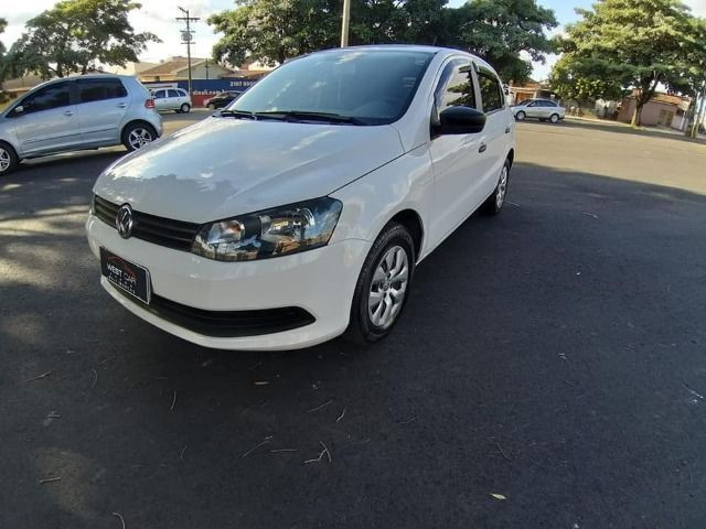 Gol G6 (novo) / Volkswagen / 1.0 / Flex / 04 Portas / Manual / 2015 - Foto 4