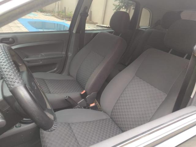 Ford Fiesta Flex 1.0 - 2007 - Foto 14