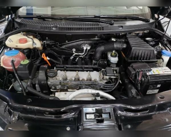 Volkswagen Saveiro 1.6 Total Flex - Foto 3