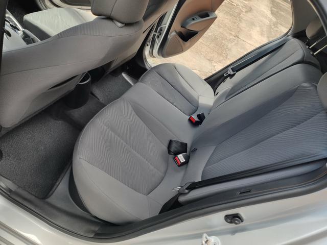 Hb20 1.6 automático 14/15 completo super conservado - Foto 11