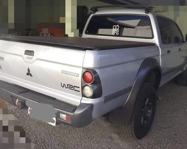 Mitsubishi L-200