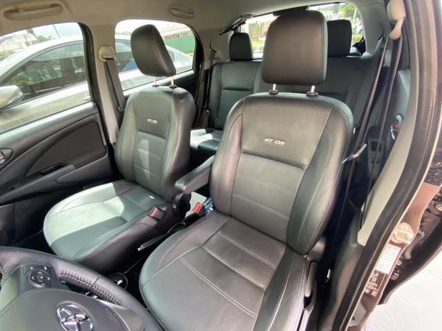 Etios Platinum 17/18 - Foto 8