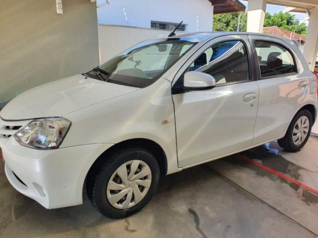 Toyota etios hatch 2017 1.5 xs 16v flex 4p manual - Foto 2