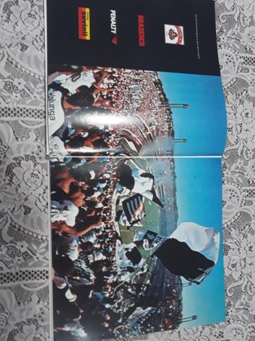 Vendo Livro do Corinthians