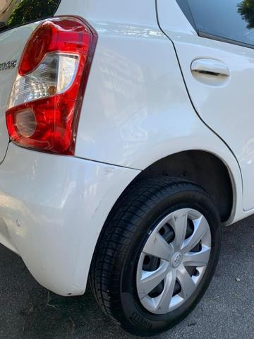 Etios 1.5 xs 2016 mt - Foto 8